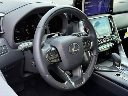 New 2026 Lexus LX 700h Luxury AWD/4WD image 15