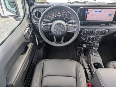 New 2025 Jeep Gladiator Sport image 16