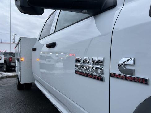 Used 2018 RAM 5500 Tradesman w/ Ambulance Prep Group image 14