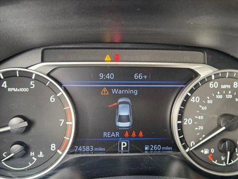 Used 2023 Nissan Altima 2.5 SR image 11