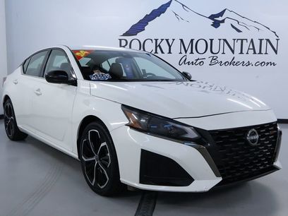 Used 2024 Nissan Altima 2.5 SR