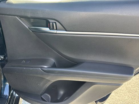 Used 2021 Toyota Camry LE image 16