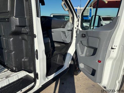 Used 2019 Ford Transit 250 148 Medium Roof image 27