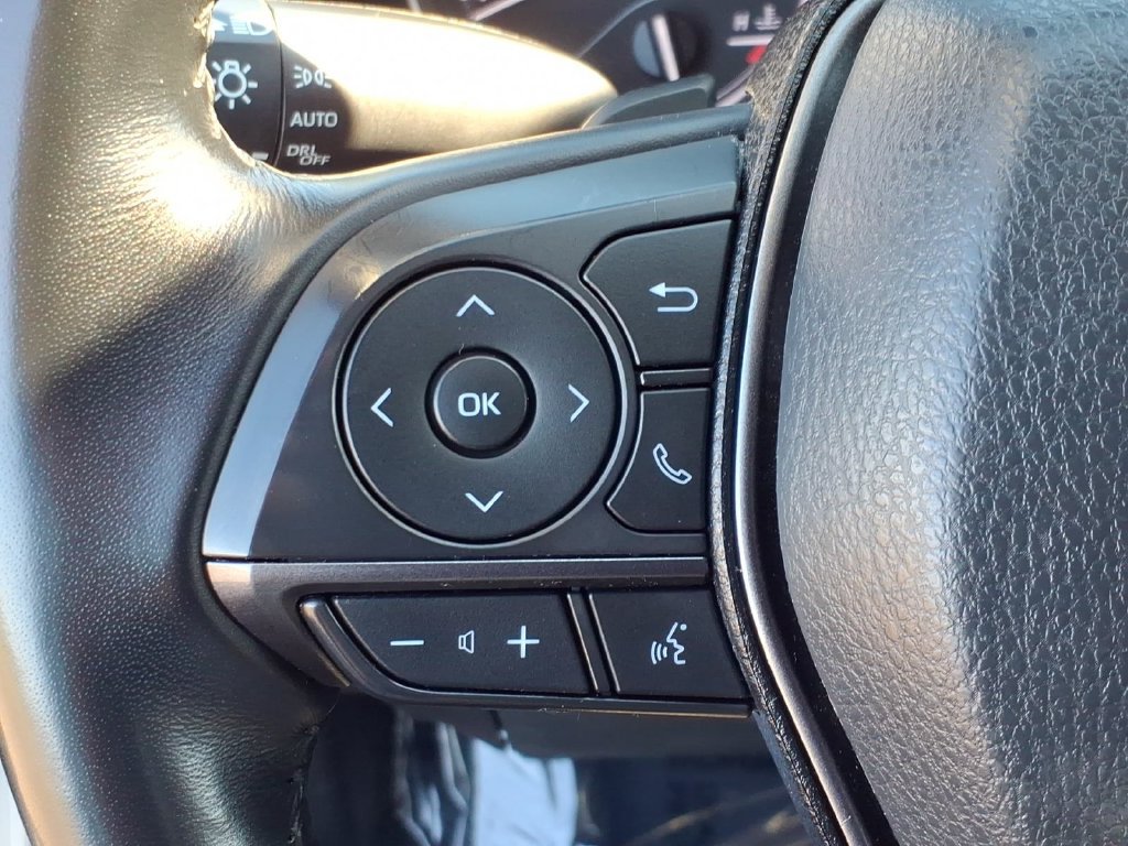 Used 2023 Toyota Camry SE FWD image 23