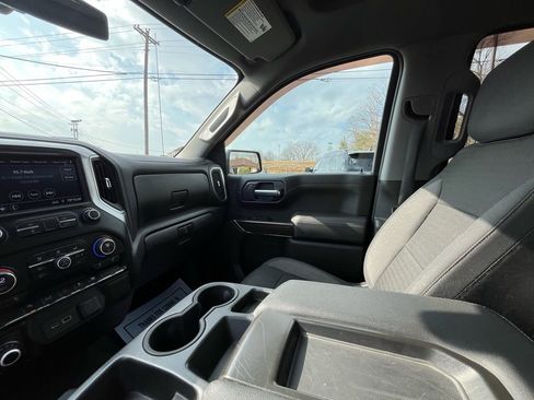 Used 2021 Chevrolet Silverado 1500 LT AWD/4WD image 18