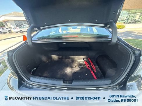 Used 2017 Hyundai Sonata Limited FWD image 17