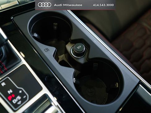 Used 2024 Audi RS 6 performance AWD/4WD image 36