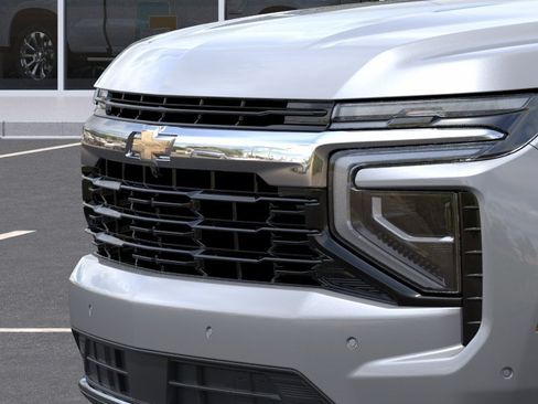 New 2026 Chevrolet Suburban LS RWD image 13