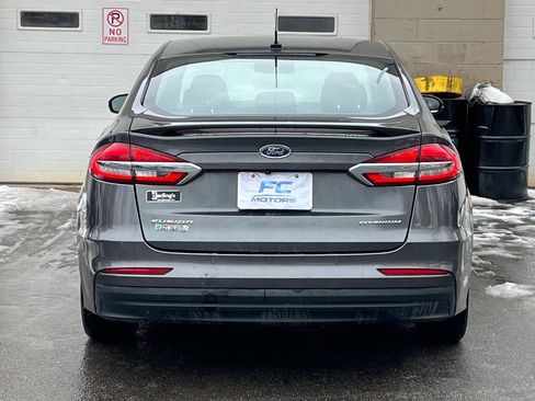 Used 2019 Ford Fusion Energi Titanium FWD image 6