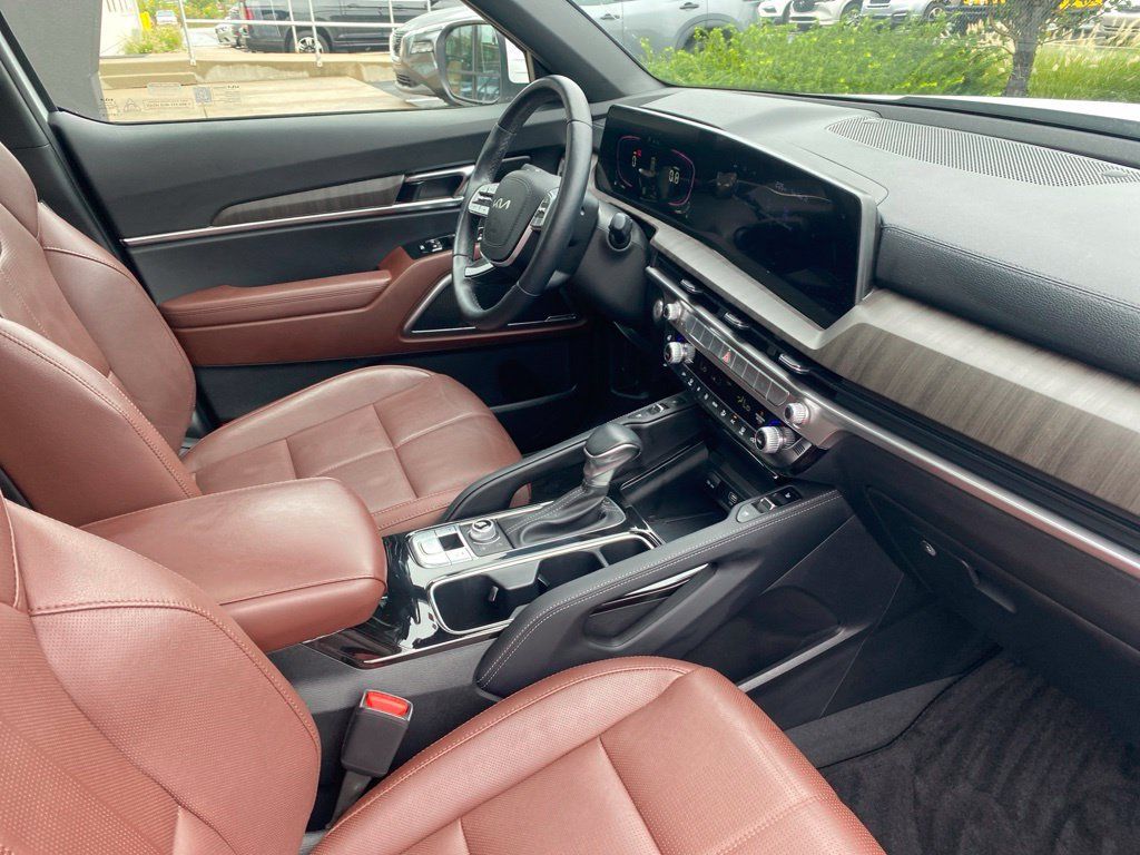 Used 2024 Kia Telluride EX AWD/4WD image 29