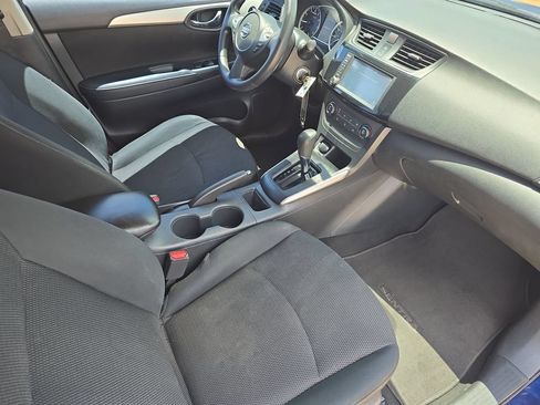 Used 2019 Nissan Sentra S w/ Appearance Package FWD image 10
