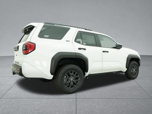 Used 2026 Toyota 4Runner SR5 AWD/4WD image 29