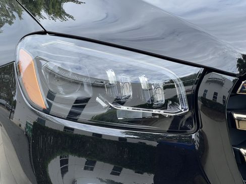 Certified 2026 Mercedes-Benz GLS 450 4MATIC image 11