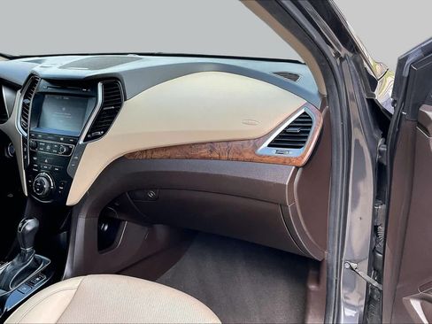 Used 2018 Hyundai Santa Fe Sport w/ 2.4L Tech Package 04 FWD image 18