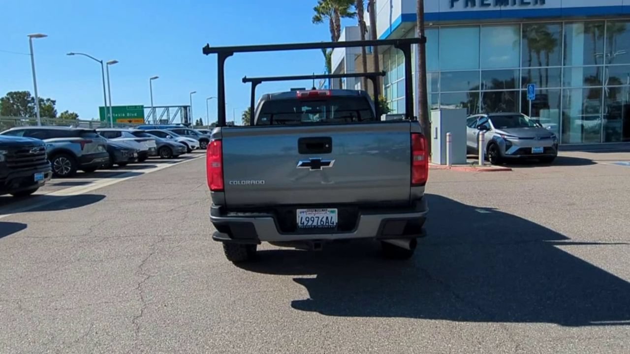 Used 2018 Chevrolet Colorado Z71 AWD/4WD image 7