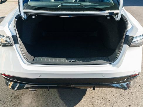 New 2026 Nissan Sentra SR w/ SR Premium Package FWD image 8