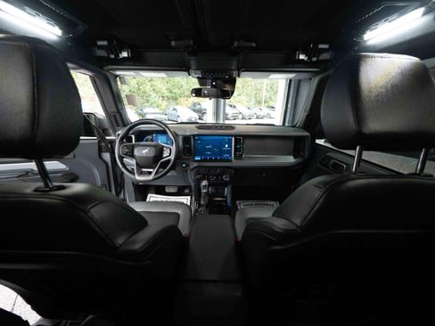 Used 2024 Ford Bronco Black Diamond image 19