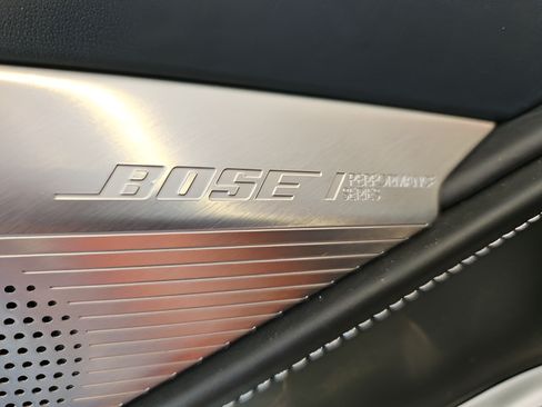 Used 2023 Chevrolet Corvette Stingray Premium Cpe w/ Z51 Performance Package RWD image 17