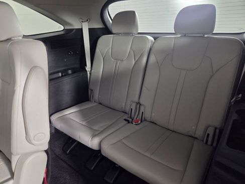 Used 2023 Kia Sorento SX FWD image 26