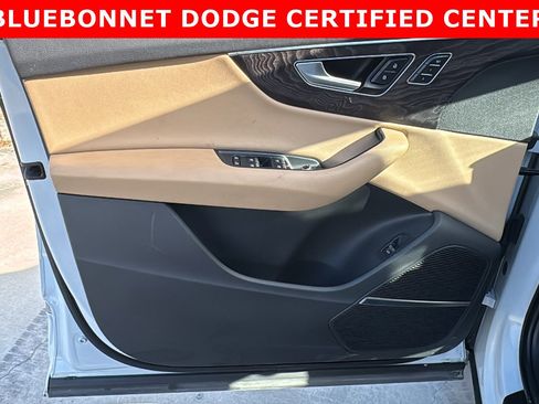 Used 2021 Audi Q7 2.0T Premium Plus w/ Premium Plus Package image 12