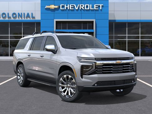 New 2026 Chevrolet Suburban Premier AWD/4WD image 7