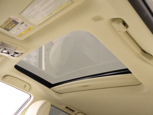 Used 2023 Lexus GX 460 Premium image 15