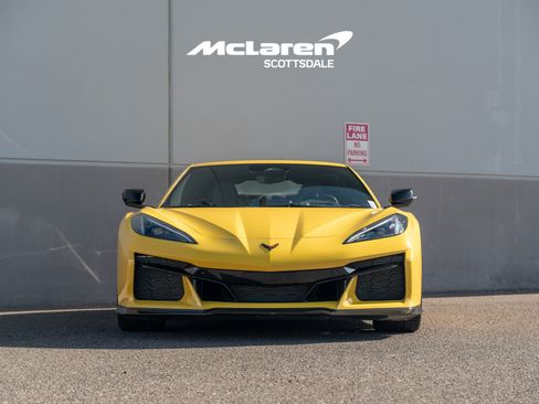 Used 2025 Chevrolet Corvette Z06 RWD image 10