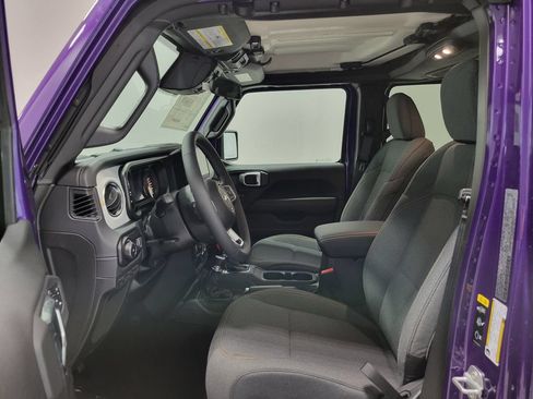 New 2026 Jeep Wrangler Unlimited Sahara w/ Whitecap Package AWD/4WD image 10