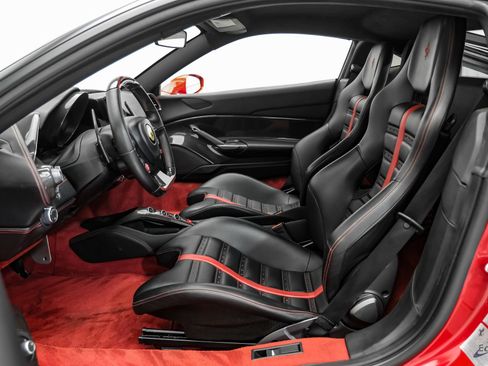 Used 2017 Ferrari 488 GTB RWD image 48