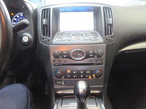 Used 2011 INFINITI G37 x Sedan w/ Premium Pkg AWD/4WD image 32