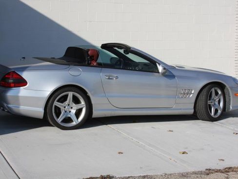 Used 2009 Mercedes-Benz SL 550 image 13