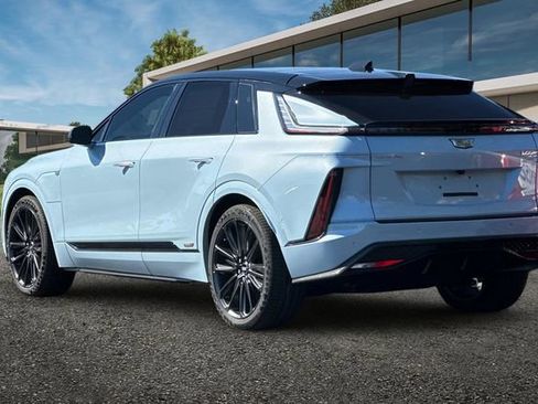 New 2026 Cadillac Lyriq V w/ Exterior Carbon Fiber Package image 6