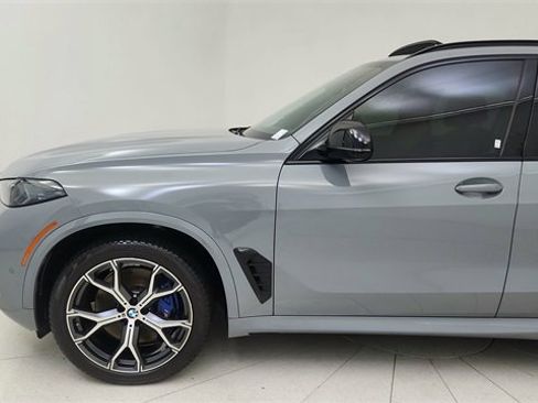 Used 2024 BMW X5 M60i image 9