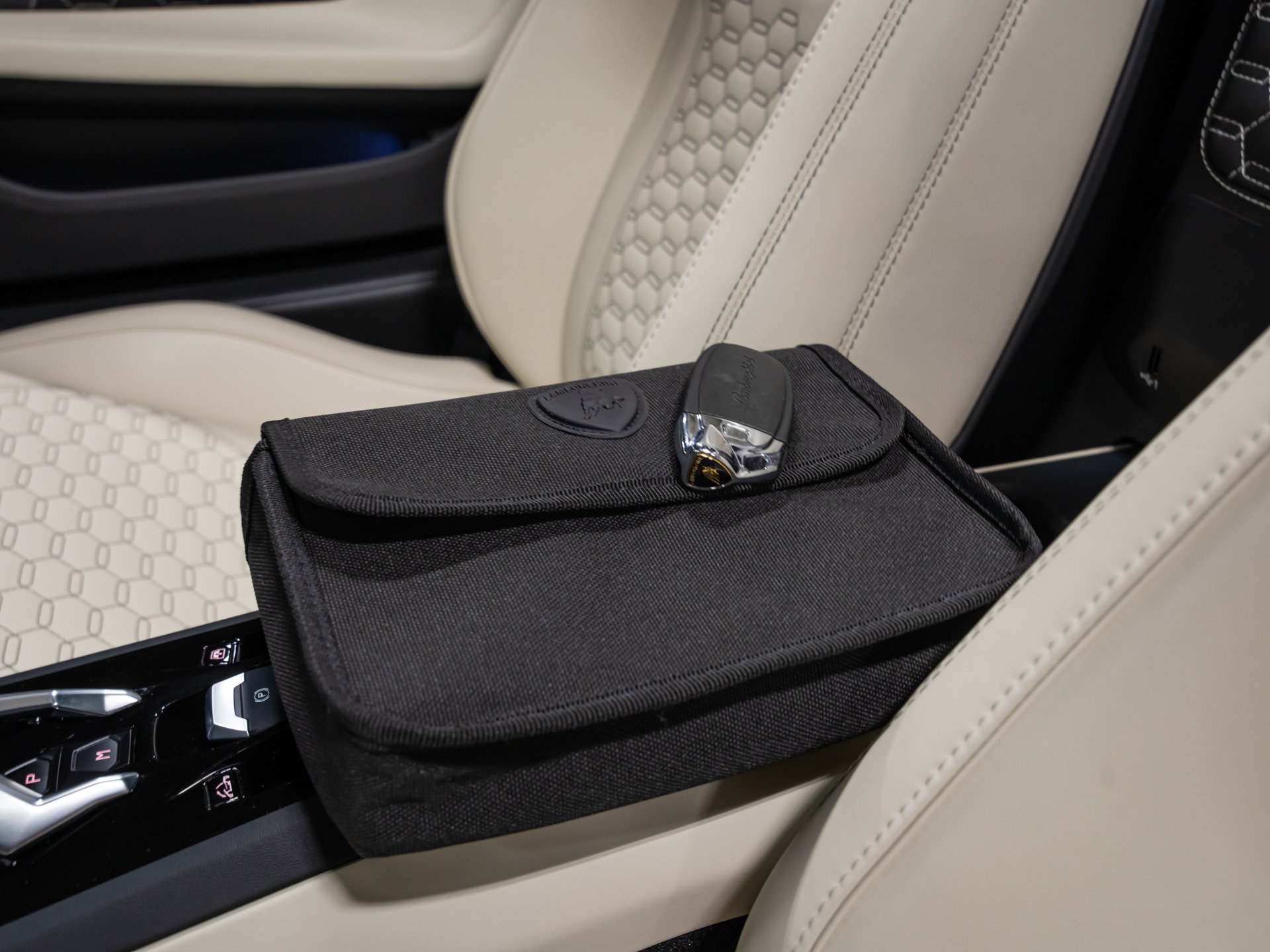Used 2024 Lamborghini Huracan EVO AWD/4WD image 62