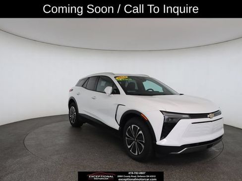 Used 2024 Chevrolet Blazer EV LT AWD/4WD image 28