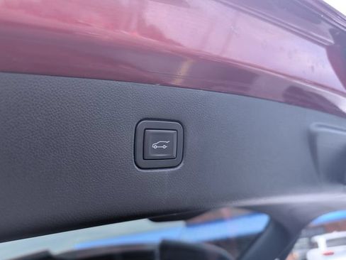 Used 2019 Chevrolet Blazer Premier w/ Sun and Wheels Package AWD/4WD image 30