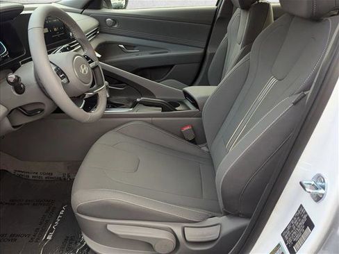 New 2025 Hyundai Elantra Sport w/ Cargo Package image 4