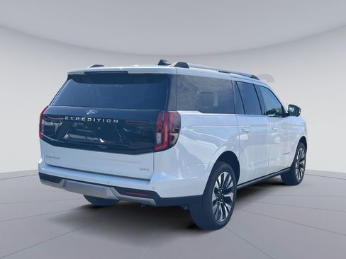 New 2026 Ford Expedition Max Platinum w/ Driver's Package AWD/4WD image 16
