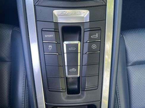Used 2015 Porsche Boxster RWD image 11