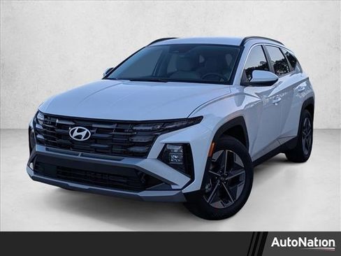 New 2026 Hyundai Tucson SEL FWD image 1