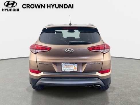 Used 2016 Hyundai Tucson Sport FWD image 6