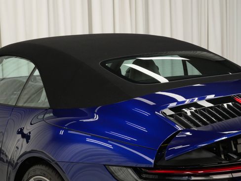 Used 2023 Porsche 911 Carrera image 16