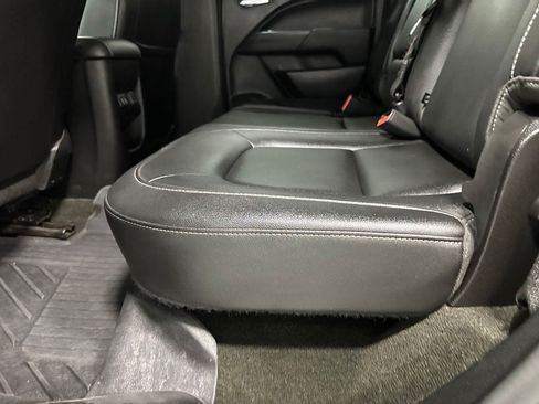 Used 2017 Chevrolet Colorado ZR2 w/ LPO, Premium Interior Package AWD/4WD image 44