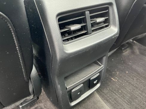 Used 2020 Ford Edge SEL w/ Convenience Package AWD/4WD image 12