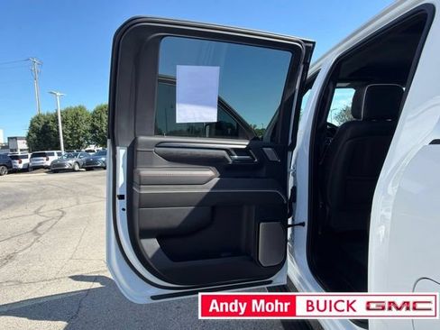 Used 2024 GMC Sierra 2500 AT4X AWD/4WD image 24