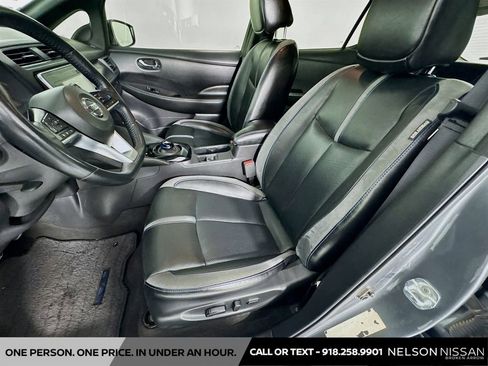 Used 2018 Nissan Leaf SL w/ SL Technology Package FWD image 22