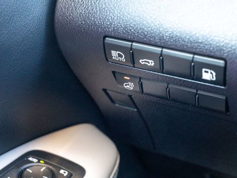 Used 2022 Lexus RX 450h AWD w/ Premium Package image 30