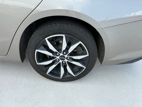 Used 2023 Chevrolet Malibu RS FWD image 6