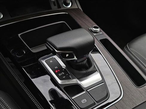 Certified 2023 Audi Q5 2.0T Premium Plus w/ Premium Plus Package AWD/4WD image 21