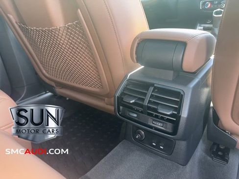 Certified 2025 Audi Q3 2.0T Premium Plus w/ Premium Plus Package image 17